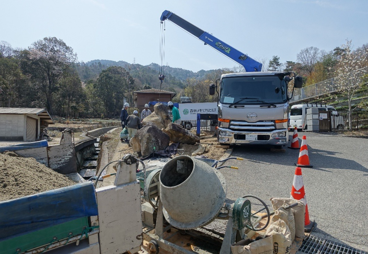 森林メモリアルヒルズ：墓苑入口修景工事